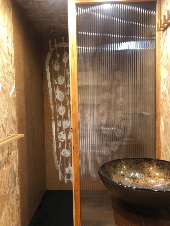 Art En Cele-Chambres D'Hotes Corn Eksteriør billede