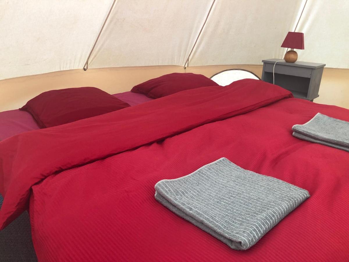 Art En Cele-Chambres D'Hotes Corn Eksteriør billede